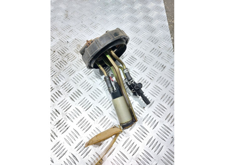 Насос топливный к Mazda Xedos 9