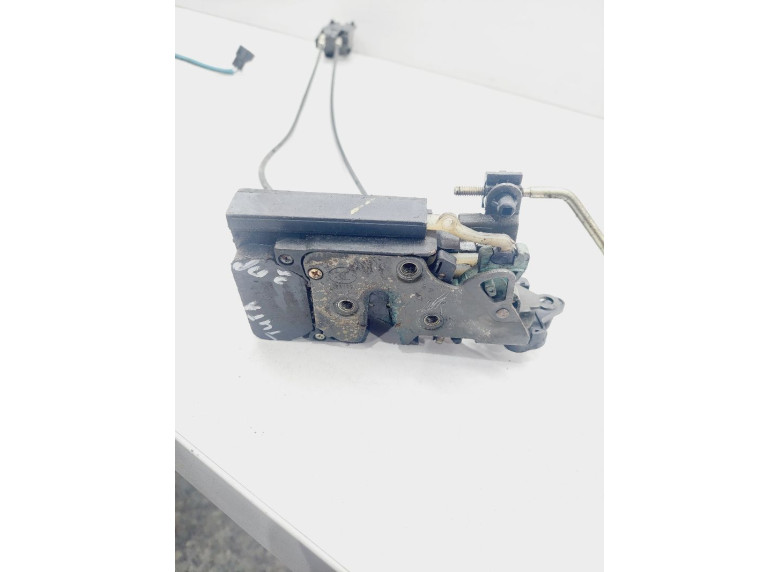 Замок двери задней правой к Chery Tiggo, 2006г.