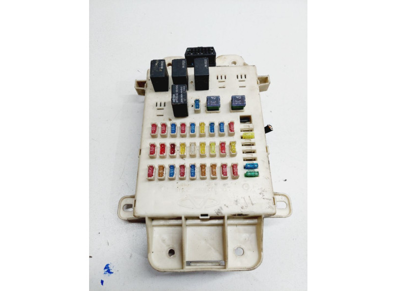 Блок предохранителей к Chery Tiggo