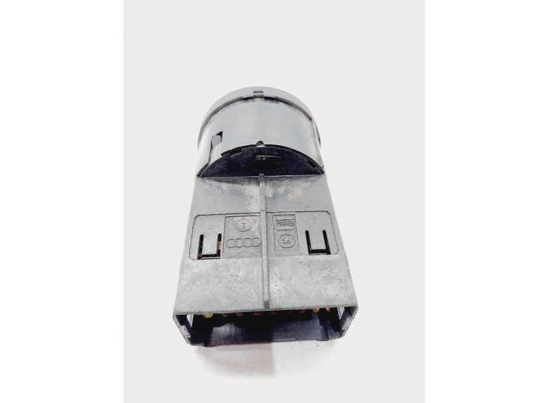 Переключатель света к Volkswagen Polo, 2003г.