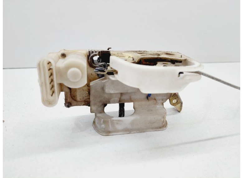 Замок двери передней левой к Fiat Punto, 1995г.