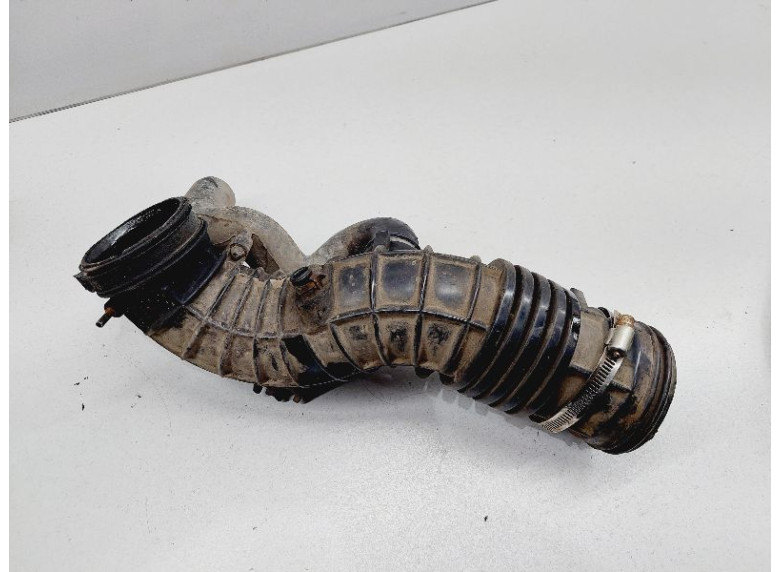 Патрубок воздушного фильтра к Rover 600, 1994г.