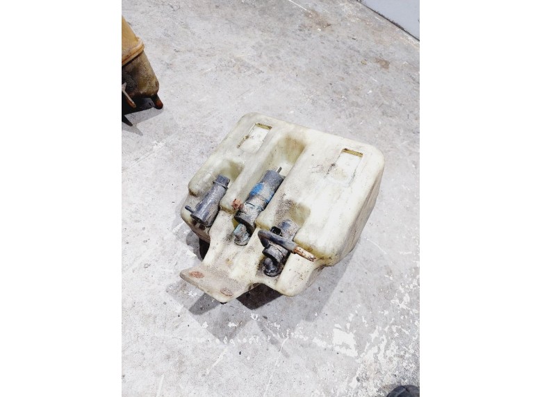 Бачок омывателя к Land-Rover Discovery