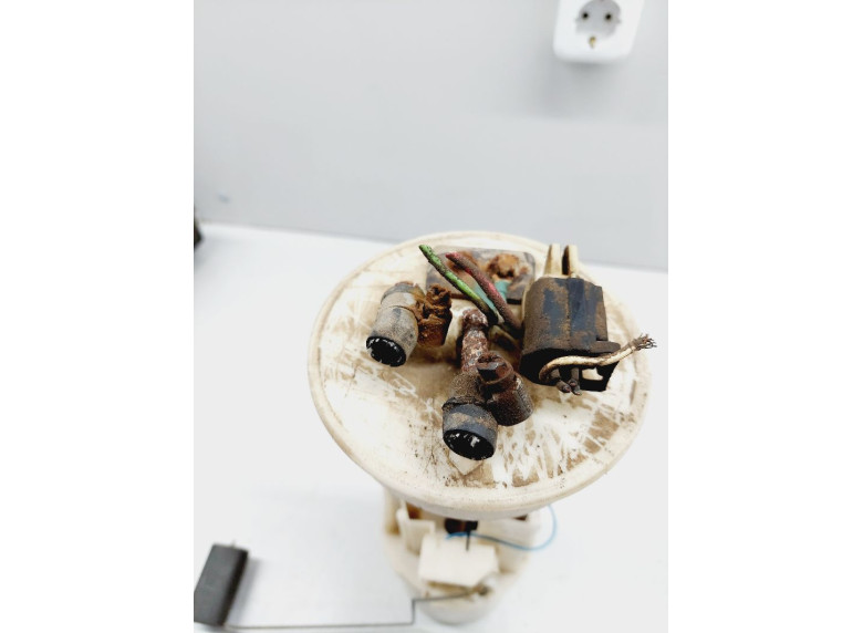 Насос топливный к Land-Rover Discovery, 1997г.