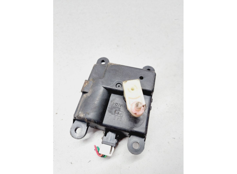 Моторчик заслонки печки к Моторчик заслонки печки к Nissan Almera undefined г. Almera