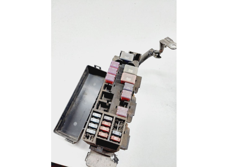 Блок предохранителей к Nissan Almera