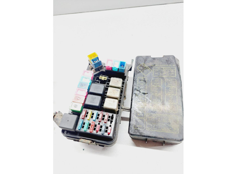 Блок предохранителей к Hyundai Sonata, 1997г.