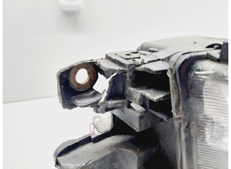 Фара правая к Фара правая к Mazda Millenia undefined г. Millenia