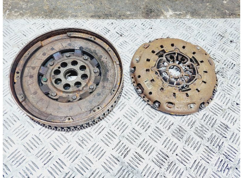 Комплект сцепления к Renault Scenic, 2011г.