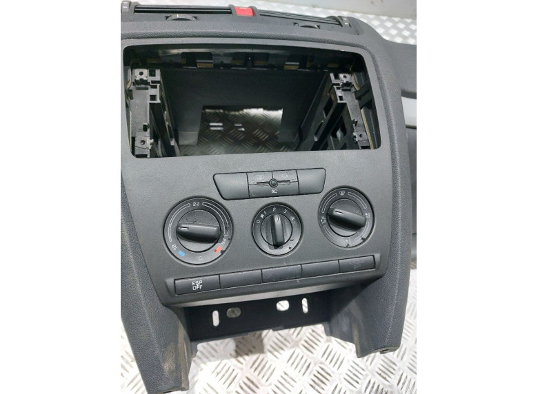 Блок управления печки/климат-контроля к Skoda Octavia