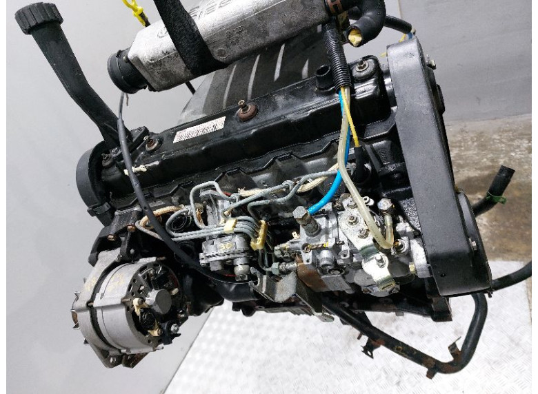 Корпус масляного фильтра к Volkswagen Transporter, 1996г.