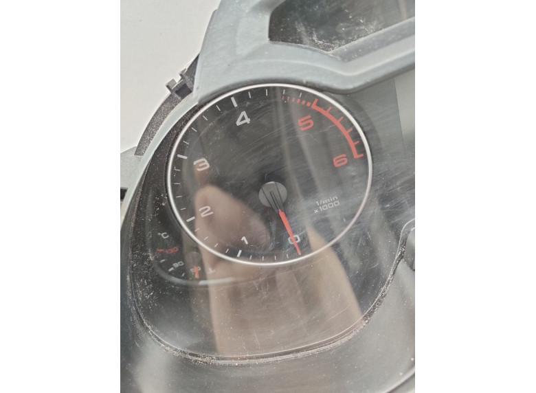 Щиток приборов (приборная панель) к Audi A4, 2011г.