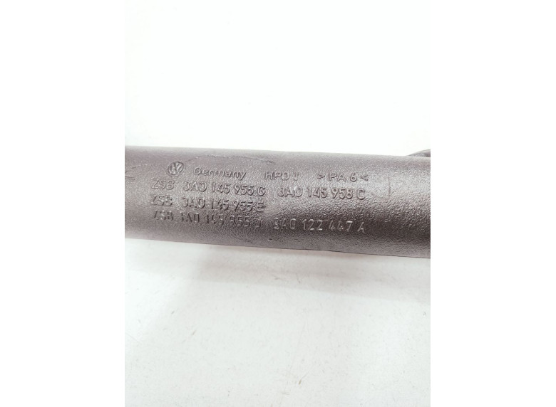 Патрубок интеркулера к Volkswagen Passat, 1995г.