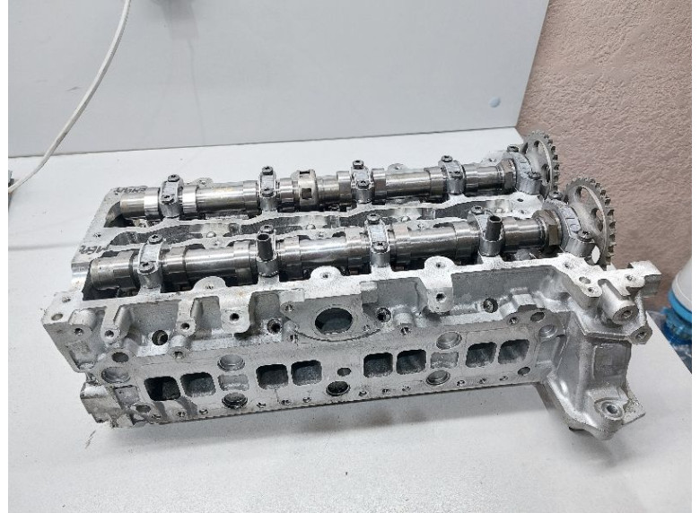 Головка блока цилиндров к Mercedes C W204, 2012г.