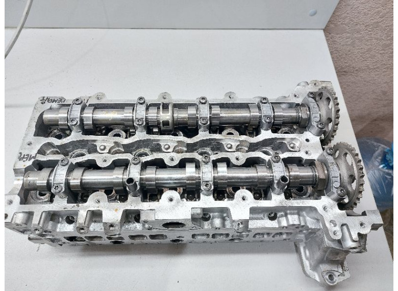 Головка блока цилиндров к Mercedes C W204, 2012г.