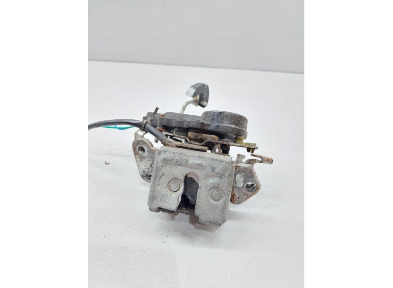 Замок багажника к Great-Wall Hover H3