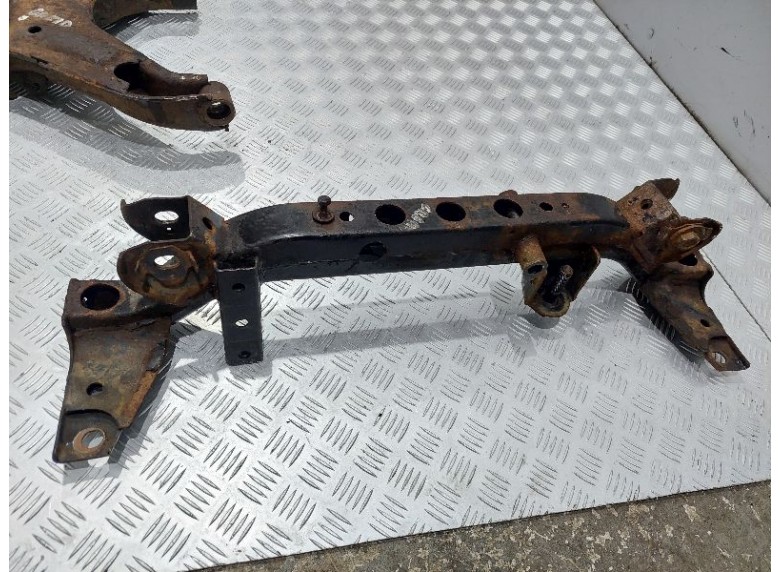 Балка подвески передняя (подрамник) к Great-Wall Hover H3