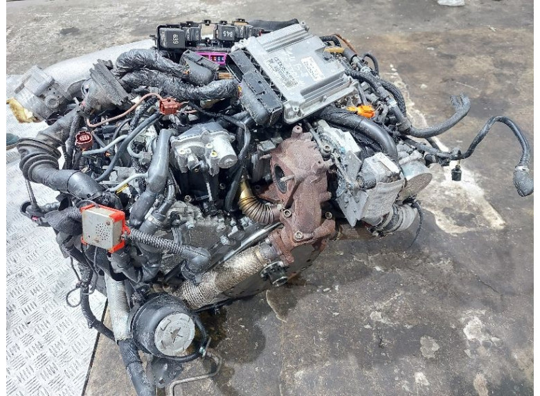 Двигатель к Audi A4, 2011г.