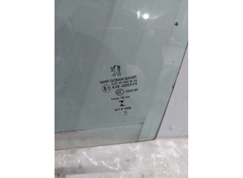 Стекло двери передней левой к Стекло двери передней левой к Peugeot 5008 undefined г. 5008