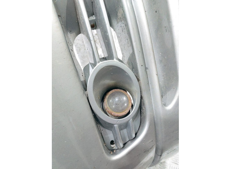 Фара противотуманная правая к Mitsubishi Galant, 2000г.
