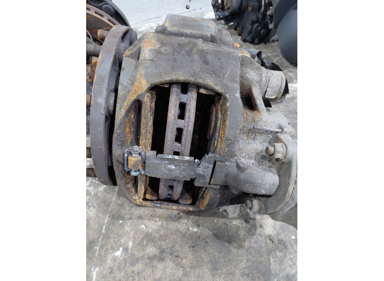 Скоба суппорта переднего к DAF XF, 2013г.