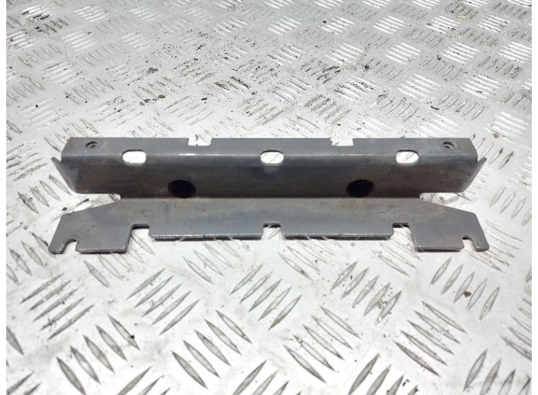 Кронштейн к DAF XF, 2013г.