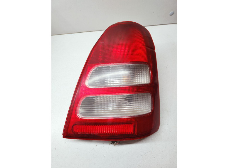 Фонарь задний правый к Daihatsu Gran Move, 2000г.