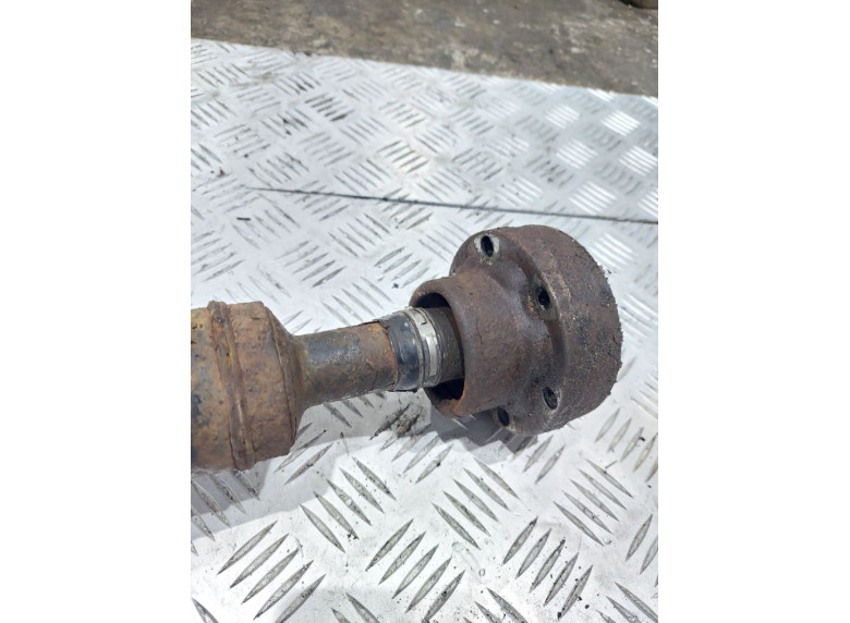 Карданный вал к Volkswagen Transporter, 2005г.