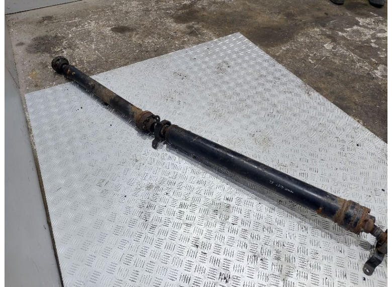 Карданный вал к Volkswagen Transporter, 2005г.