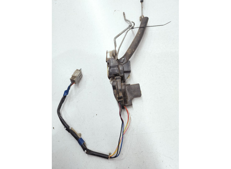 Замок двери передней правой к Rover 600, 1997г.