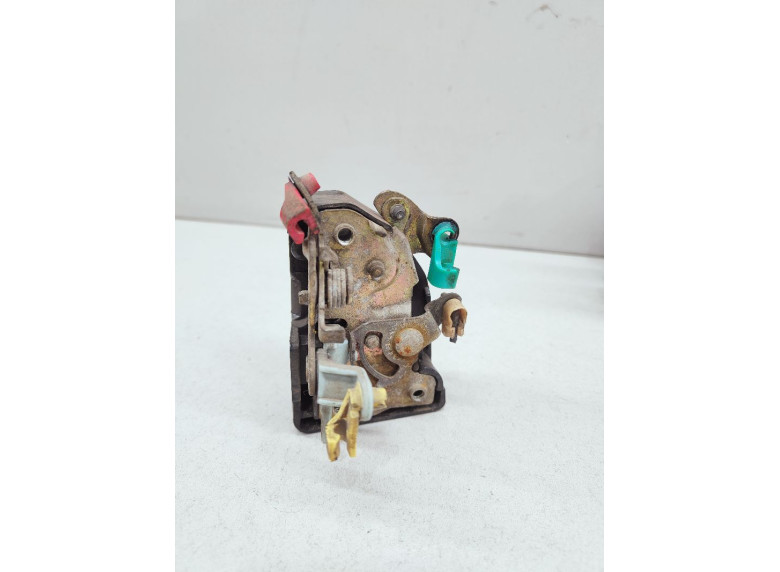 Замок двери передней левой к Замок двери передней левой к Chrysler Voyager undefined г. Voyager