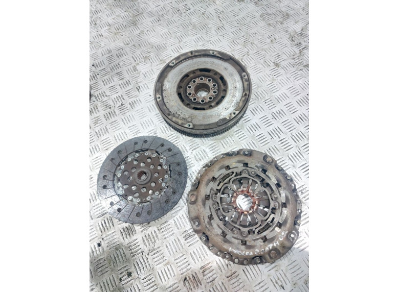 Комплект сцепления к Opel Vectra, 2005г.