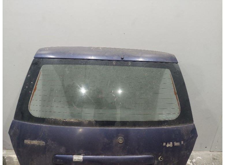 Стекло заднее к Daihatsu Gran Move, 2001г.