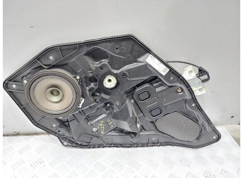 Стеклоподъемник электрический задний правый к Mazda 2, 2009г.