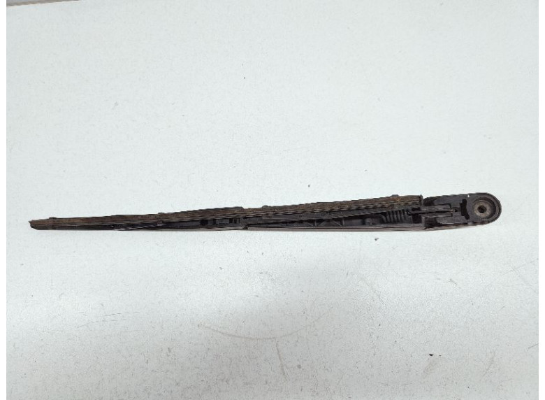 Щеткодержатель задний к Kia Rio, 2008г.