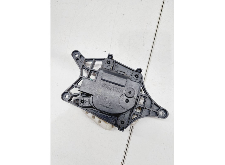 Моторчик заслонки печки к Kia Rio, 2016г.