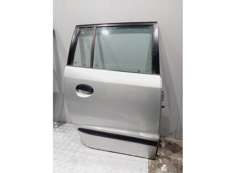 Дверь задняя правая к Hyundai Atos, 2000г.