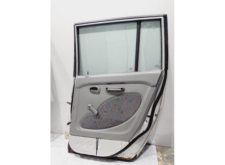 Дверь задняя правая к Hyundai Atos, 2000г.