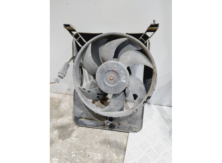 Вентилятор радиатора к Opel Omega, 1995г.