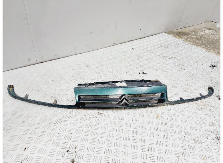 Решетка радиатора к Citroen Xantia, 1997г.