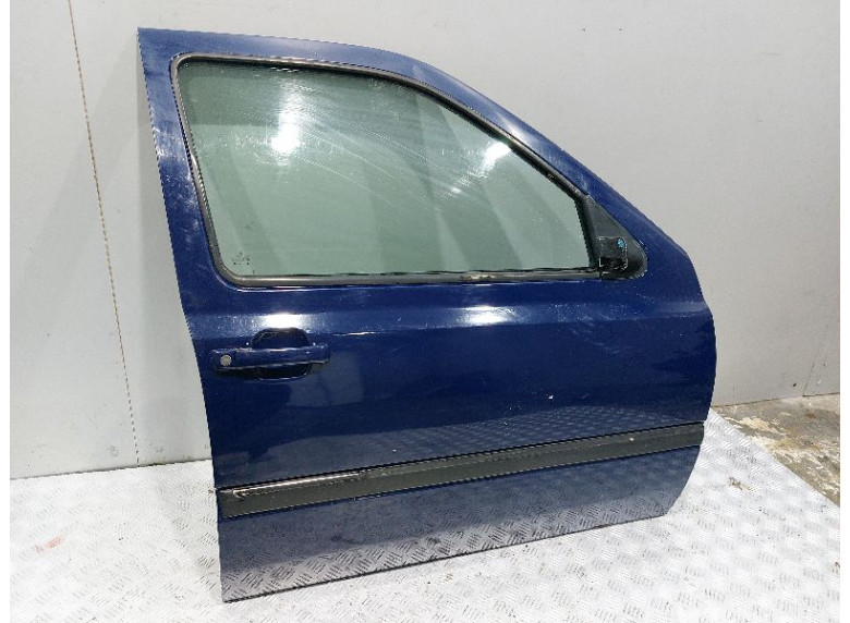 Замок двери передней правой к Volkswagen Vento, 1993г.