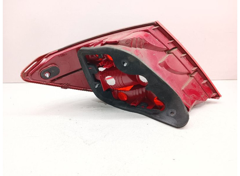 Фонарь задний правый к Mercedes C W204, 2008г.
