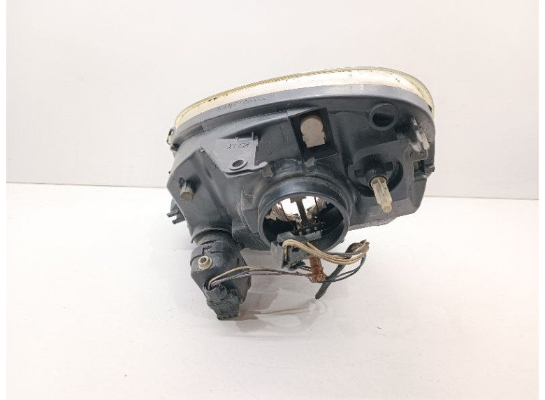 Фара правая к Renault Kangoo, 2001г.