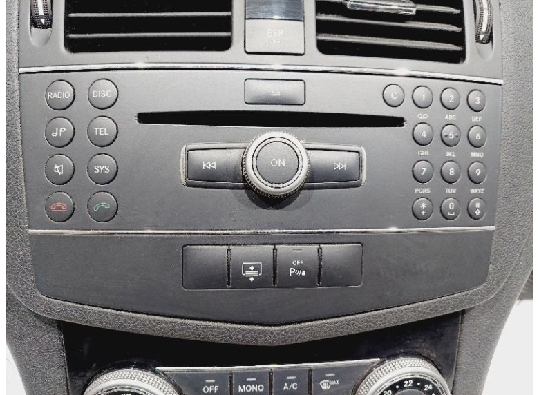 Магнитола к Mercedes C W204, 2008г.