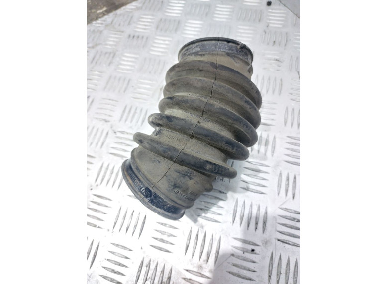 Патрубок воздушного фильтра к Патрубок воздушного фильтра к Volvo S40 undefined г. S40