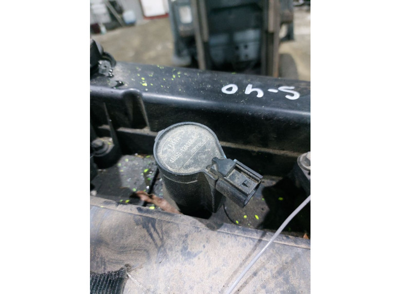 Катушка зажигания к Volvo S40, 2005г.