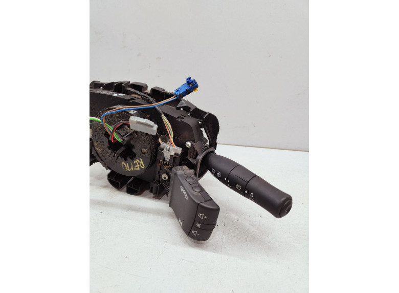 Переключатель подрулевой (стрекоза) к Renault Megane, 2005г.