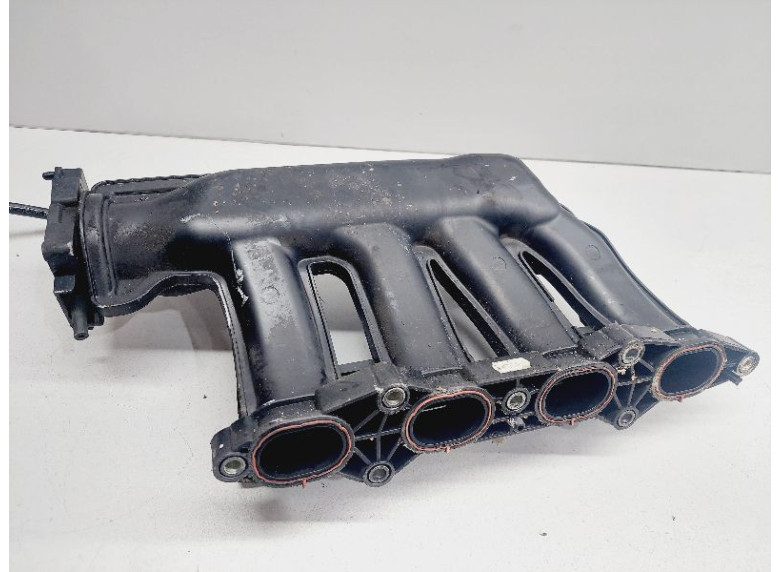 Коллектор выпускной к Mercedes C W204, 2008г.