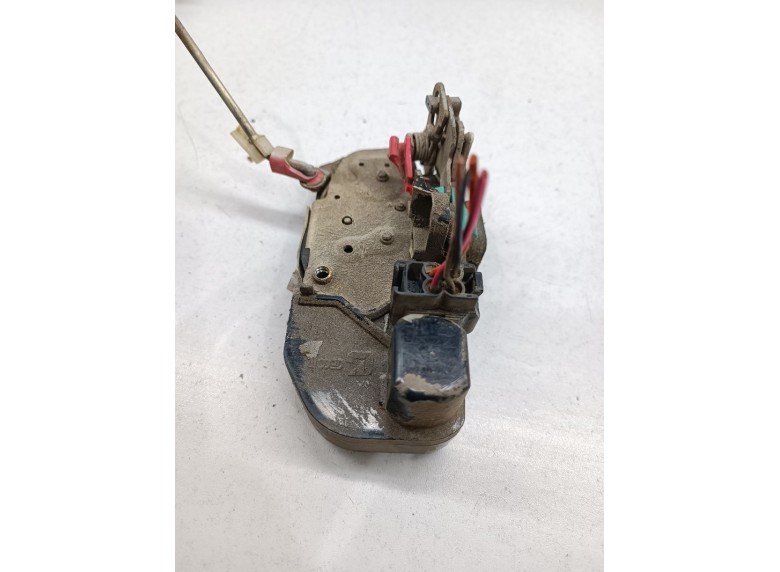 Замок двери задней левой к Chrysler LHS