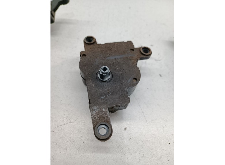 Моторчик заслонки печки к Моторчик заслонки печки к Chrysler LHS undefined г. LHS